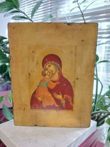 Рукописная икона Владимирская с кракелюром №125 (Размер 22х28 см)