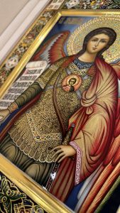 Рукописная икона Архангел Михаил №71 (Размер 27х31 см)