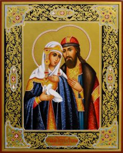 Икона Петр и Феврония с резьбой и золочением